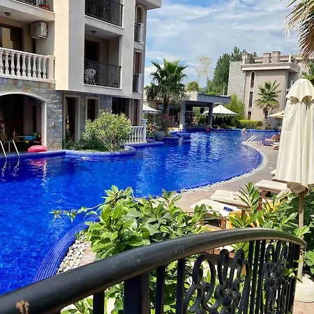 Апартамент С 1-Й Спальней В Каскадас. 10 Бассейнов! Море В 700 Метрах! Sunny Beach